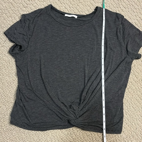 Antistar black and gray crop top with bunching detail - Picture 6 of 7